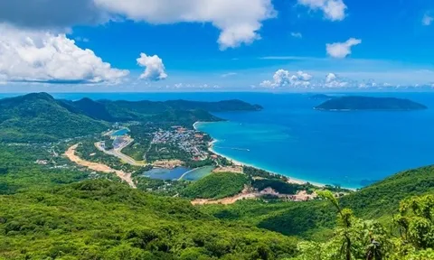 Côn Đảo hướng đến đô thị biển sinh thái, di sản và du lịch đẳng cấp quốc tế