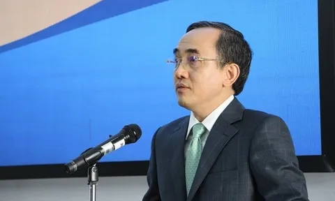 Người vào top giàu nhất sàn chứng khoán Việt, tài sản gần 6.000 tỷ vừa nhận chức danh Giáo sư ở tuổi 61