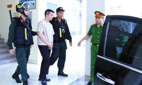 "Cái sai" của chồng Đoàn Di Băng