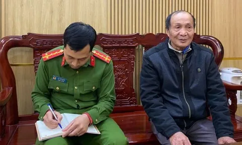 Chủ tịch xã cùng công an ngăn chặn một vụ lừa đảo qua mạng