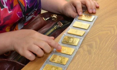 Giá vàng hôm nay 6-11: Bật tăng trở lại