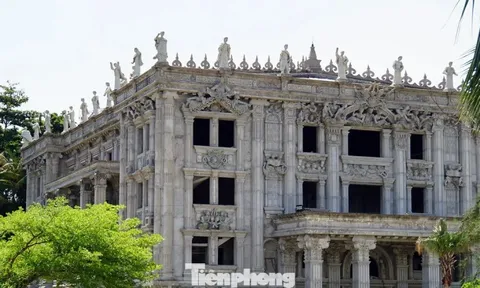 Sốt ruột hình ảnh khách sạn hạng sang 'đắp chiếu' ở Đồ Sơn