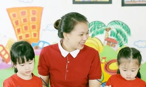 Bộ GD&ĐT: Lương của hầu hết giáo viên đang thấp hơn các ngành khác