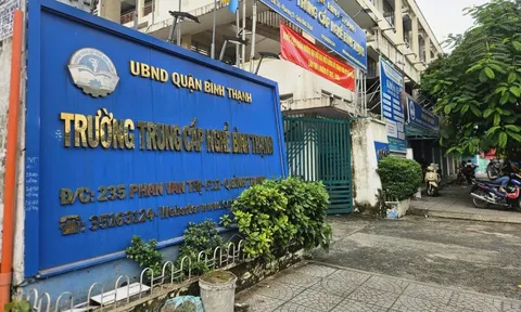 Hiệu trưởng Trường Trung cấp nghề Bình Thạnh: "Sẽ trả đủ lương trong tháng 11"