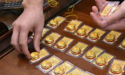 Một người dân ở Hà Nội mất 282 triệu đồng do mua phải vàng giả