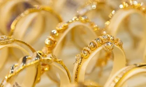 Giá vàng hôm nay 8/11: Lấy lại ngưỡng 4.000 USD/ounce