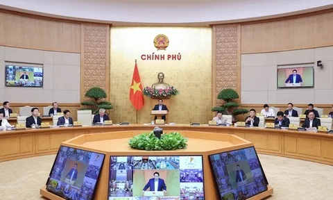 Thủ tướng chủ trì phiên họp Chính phủ tháng 10/2025 trực tuyến với các địa phương