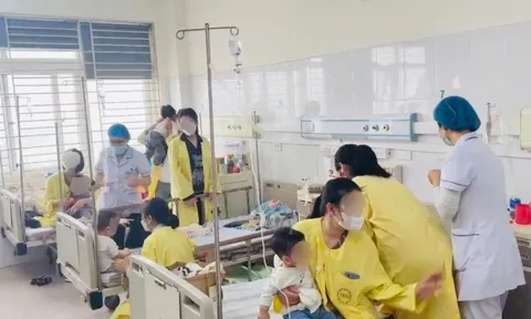 Nhiều trẻ nhỏ nhập viện vì cúm A: Cảnh báo nguy cơ biến chứng nặng