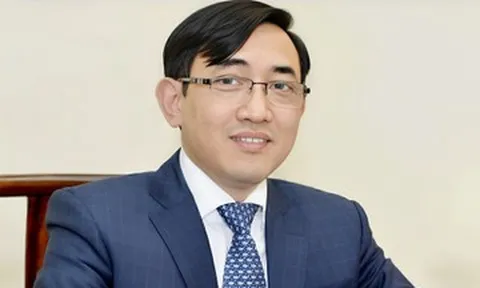 Giáo sư giàu nhất Việt Nam: Top 5 trên sàn chứng khoán, sắp là tỷ phú USD