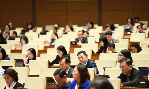 Quốc hội bầu nhân sự cấp cao và chứng kiến Lễ tuyên thệ nhậm chức