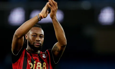 Liverpool lại vung tiền mua tiền đạo