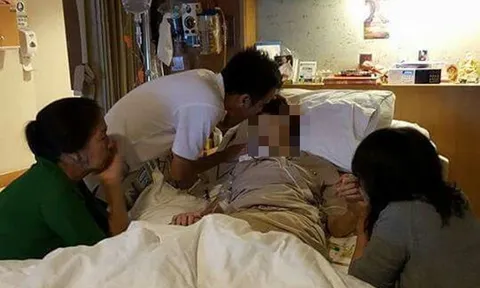 Người phụ nữ ung thư dạ dày rồi qua đời vì 3 việc nhiều người thích làm trước khi đi ngủ