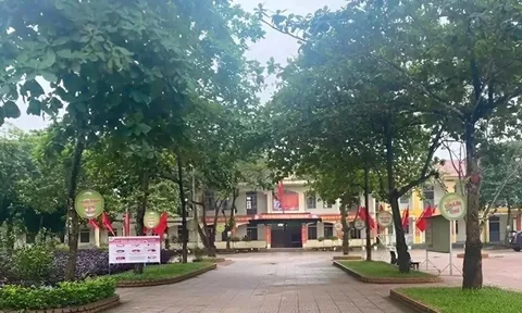 Nữ sinh nhập viện vì bị bạn nam cùng lớp đánh liên tiếp vào đầu