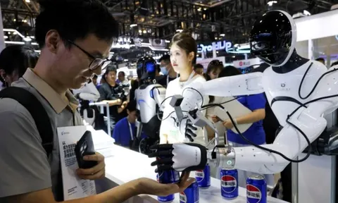 'Nếu không có 1 Titan, chúng tôi sẽ có hàng nghìn con kiến' - Trung Quốc thách thức cả thế giới trong cuộc chiến AI