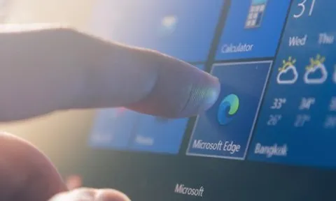 Microsoft “mua chuộc” fan Chrome bằng thẻ quà tặng: Dùng Edge để được thưởng điểm