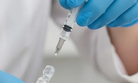 Thuốc ung thư của Nga được cấp phép ở Việt Nam: Bao giờ đưa vào điều trị?