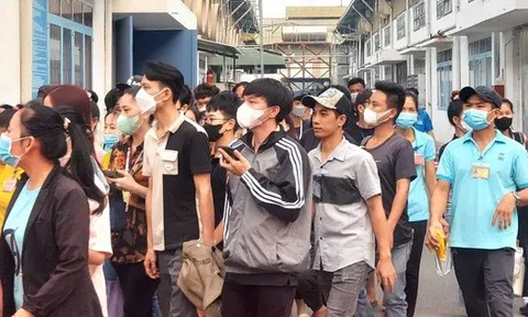 TP HCM: Người lao động ở phường, xã nào được tăng lương tối thiểu 870.000 đồng/tháng từ năm 2026?