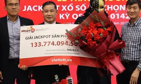 Kiên trì mua dãy số được tạo từ sinh nhật và biển số xe trong 2 năm, nam thanh niên trúng Vietlott hơn 133 tỷ đồng