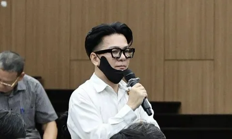 Vụ đánh bạc ở khách sạn Pullman: Ca sĩ Vũ Hà bị tuyên phạt 150 triệu đồng