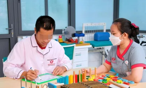 Thầy giáo trẻ bị đột quỵ - cảnh báo hiểm họa từ những dấu hiệu dễ bị bỏ qua