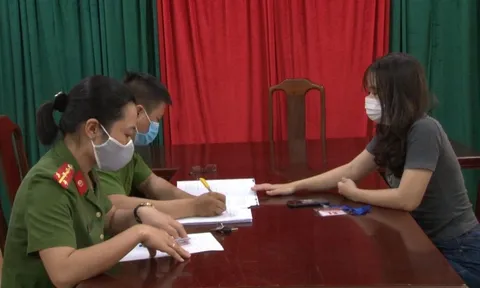 Công an đã cảnh báo vô số lần nhưng nữ sinh 2002 ở Hà Nội vẫn chuyển 100 triệu đồng cho lừa đảo