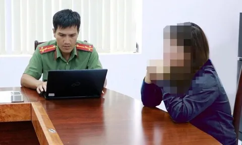 Vừa quen bạn trai mới, người phụ nữ 46 tuổi ở Hà Nội chuyển khoản luôn 100 triệu đồng, sau đó báo công an