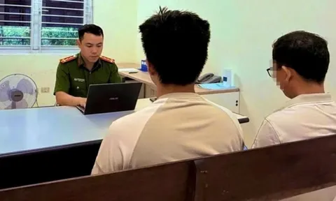 Nam sinh 2007 ở Hà Nội bất ngờ đi bán 30 cây vàng rồi thực hiện chuyển khoản 4 tỷ đồng: Công an lập tức điều tra