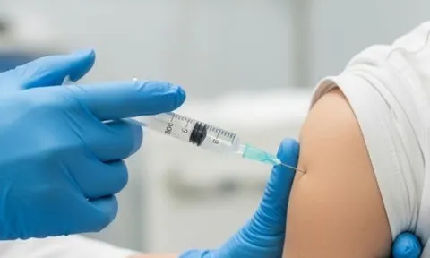 Hai loại vaccine đắt đỏ sẽ được tiêm miễn phí cho trẻ em từ 2026