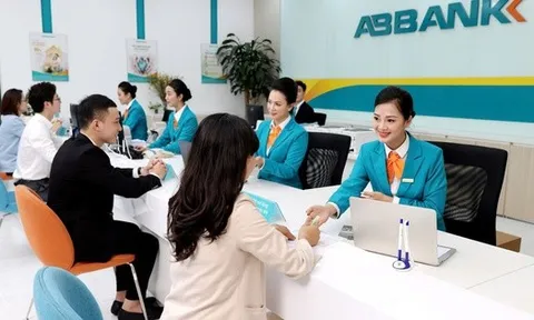 ABBANK: Ông Vũ Văn Tiền trở lại làm chủ tịch HĐQT dẫn dắt ngân hàng, ông Phạm Duy Hiếu thôi làm Tổng giám đốc