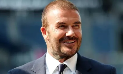 Khối tài sản ròng của David Beckham sau khi được phong tước Hiệp sĩ bị lu mờ bởi 1 đồng đội giàu gấp 20 lần