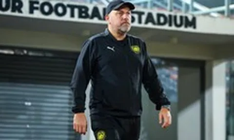 LĐBĐ Malaysia bác tin HLV từ chức sau án phạt gian lận nhập tịch