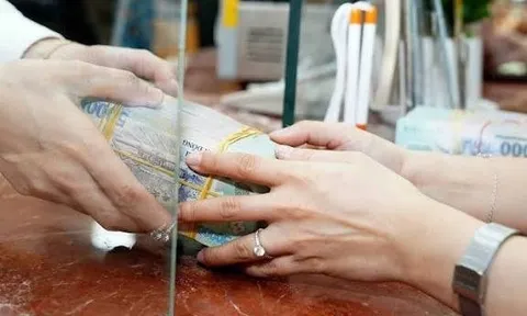 Lãi suất huy động biến động, một ngân hàng treo mức gần 7%/năm