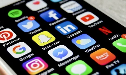 Ứng dụng bí mật chụp ảnh bằng camera trước mà người dùng Android cần kiểm tra xóa gấp