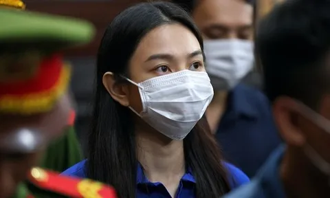 Ai tư vấn cho Nguyễn Thúc Thuỳ Tiên cách trốn trách nhiệm?