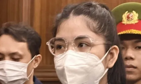 Hằng Du Mục khai quảng cáo kẹo Kera nhưng không kiểm chứng chất lượng