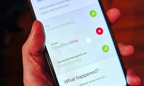 Cloudflare nói gì về sự cố khiến một phần Internet toàn cầu đóng băng?