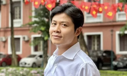 Nhạc sĩ Nguyễn Văn Chung đỗ đại học ở tuổi 42