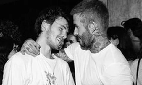 Con trai Beckham bị tố đạo nhạc The Beatles và Oasis, bị ví như "bản cover giá rẻ" liền đáp trả cực gắt