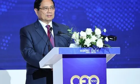 Thủ tướng: Vừa tự lực, tự cường, vừa đẩy mạnh hợp tác để TPHCM trở thành "siêu đô thị quốc tế trong kỷ nguyên số"