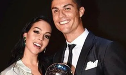 Ronaldo cưới ở đâu?