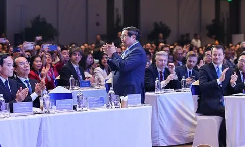 Thủ tướng dự các hoạt động tâm điểm tại Diễn đàn Kinh tế mùa Thu