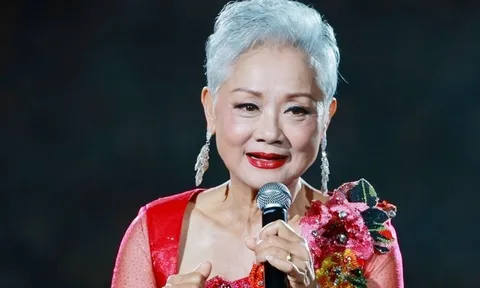 Giọng ca huyền thoại tái xuất sân khấu ở tuổi 78, nhan sắc và giọng hát khiến khán giả ngỡ ngàng
