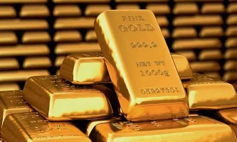 Giá vàng hôm nay: Vàng SJC và vàng nhẫn đồng loạt giảm, dự báo kịch tính cho tuần tới