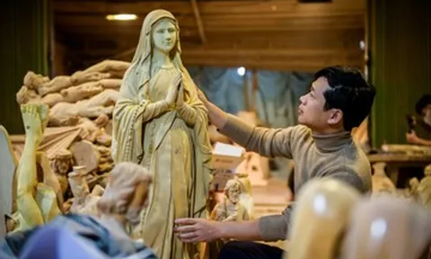 Làng nghề tượng gỗ công giáo Xuân Trường tất bật mùa Noel