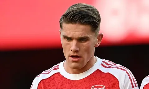 Arteta nói gì khi Gyokeres không phù hợp với lối chơi của Arsenal?