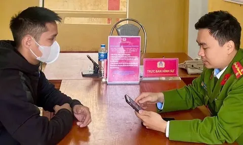 Tải app để vay tiền, đang làm thủ tục vay thì được báo "thao tác sai": Thanh niên sinh năm 1992 lập tức ngừng giao dịch và báo công an