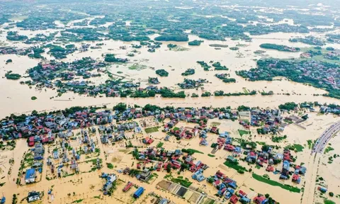 Bất chấp bão lụt, Việt Nam lập một kỷ lục khiến báo ngoại ngưỡng mộ