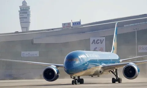 Vietnam Airlines thực hiện chuyến bay chở khách đầu tiên tại Sân bay Long Thành