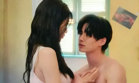 Cảnh phim bị chỉ trích dung tục