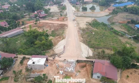 Cận cảnh tuyến đường 'cụt' 220 tỷ kết nối với... đồng ruộng ở Thái Nguyên